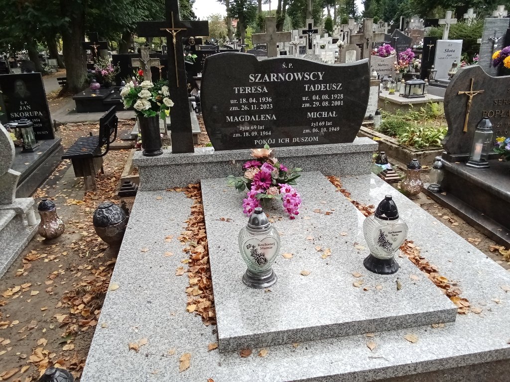 Grób Teresa Szarnowska