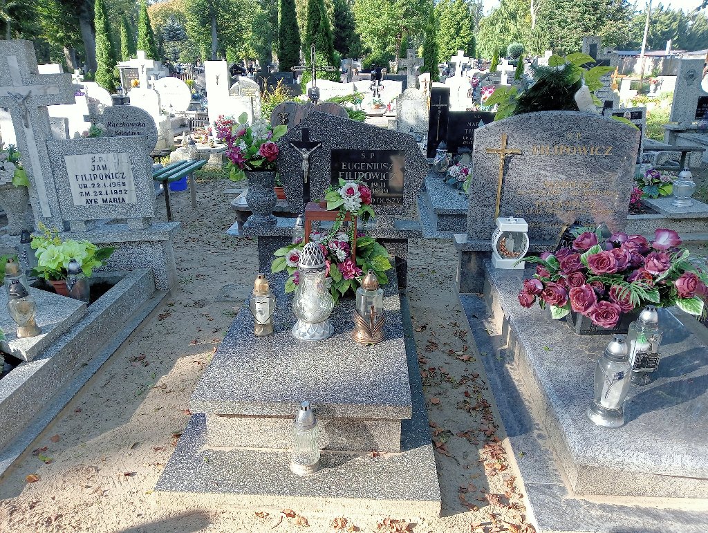 Grób Eugeniusz Filipowicz