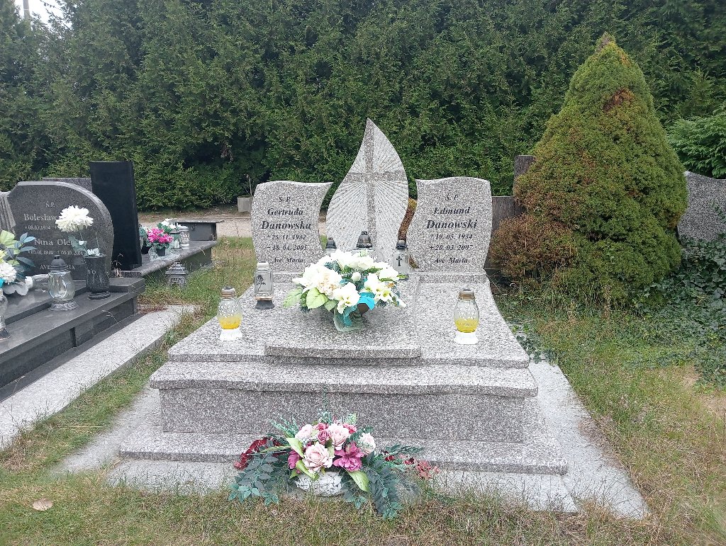 Grób Gertruda Danowska